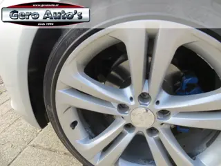 Foto 19 van BMW 3-serie 320i Executive sedan nl-auto 19 inch lmv nette auto !