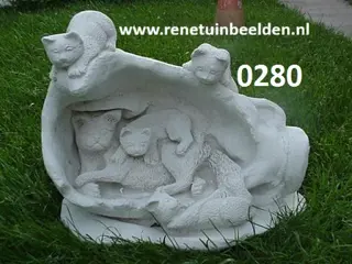 KATTEN IN EN OP DE MELK BUS. nr 0280.