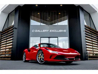 Ferrari F8 Spider 3.9 V8 HELE - Passenger Display | Lift | Carbon
