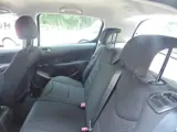 Foto 25 van Peugeot 308 1.6 VTi X-line MET AIRCO TREKHAAK 2009