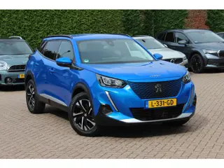 Peugeot e-2008 EV Allure Pack 50 kWh / SoH 91 % / Camera / Keyless / CarPlay / Half Leder / 17'' / S