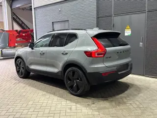 Foto 9 van Volvo XC40 2.0 B3 Plus Black Edition | Harman/Kardon | BLIS | 360° Camera | Pilot Assist | Stoel+Stu