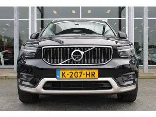 Foto 18 van Volvo XC40 T3 164PK Automaat Inscription | Styling Kit | 360 Camera | 21" LM Velgen | Verw. Voorstoe