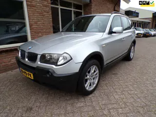 BMW X3 2.5i Executive Automaat / Leder / Navi