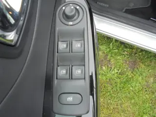 Foto 20 van Renault Captur 0.9 TCe Dynamique incl. Bovag Garantie, Climate Control enz.