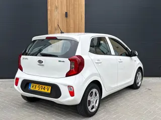 Foto 14 van Kia Picanto 1.0 CVVT EconomyPlusLine (bj 2018) Nieuw model/Airco!