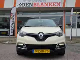Foto 21 van Renault Captur 0.9 TCe Dynamique BJ.2015 / Navigatie / Camera / Keyless / Climate Control / 1 Eigena