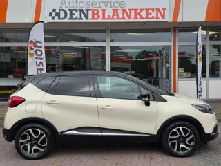 Foto 19 van Renault Captur 0.9 TCe Dynamique BJ.2015 / Navigatie / Camera / Keyless / Climate Control / 1 Eigena