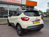Foto 27 van Renault Captur 0.9 TCe Dynamique BJ.2015 / Navigatie / Camera / Keyless / Climate Control / 1 Eigena