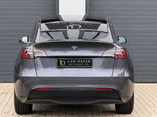 Foto 11 van Tesla Model Y Long Range AWD 75 kWh / WINTERPAKKET / FSD