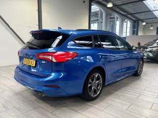 Foto 14 van Ford FOCUS Wagon EcoBoost Hybrid 125 pk ST Line X | Camera | El. a. klep | LED | Keyless entry | Nav