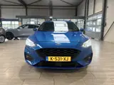 Foto 27 van Ford FOCUS Wagon EcoBoost Hybrid 125 pk ST Line X | Camera | El. a. klep | LED | Keyless entry | Nav