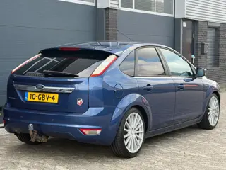 Foto 19 van Ford Focus 1.6 Titanium LEER NAVI CLIMA TREKHAAK APK