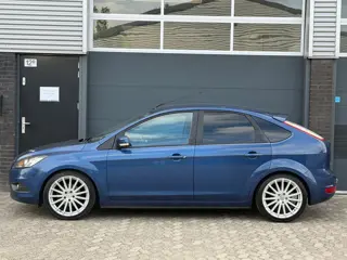 Foto 17 van Ford Focus 1.6 Titanium LEER NAVI CLIMA TREKHAAK APK