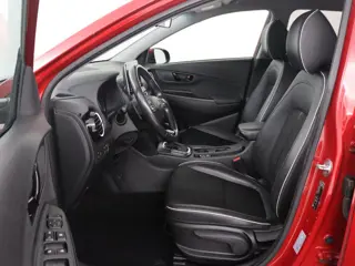 Foto 13 van Hyundai Kona 1.6 GDI HEV Premium | Apple Carplay | LED | Stoelverwarming | KRELL Sound | Leder | Stu