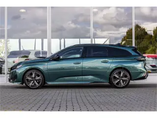 Foto 17 van Peugeot 308 SW 1.2 PureTech GT | LED | NL auto | Camera