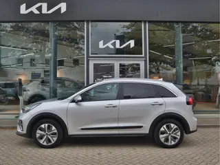 Foto 11 van Kia e-Niro DynamicPlusLine 64 kWh | Stoelverwarming | Schuifdak | Trekhaak | LED | tot 10 jaar Garan