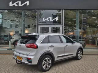 Foto 20 van Kia e-Niro DynamicPlusLine 64 kWh | Stoelverwarming | Schuifdak | Trekhaak | LED | tot 10 jaar Garan