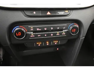 Foto 14 van Kia ProCeed 1.5 T-GDI GT-PlusLine Cam El A-klep + Stoelen Dhoek Winterpack Key-less