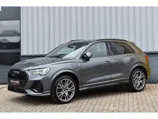 Foto 15 van Audi Q3 45 TFSI e S-Line 245 Pk SOH 94% Rood Stiksel Leder Matrix Navi Keyless Sonos Camera ACC 20 I