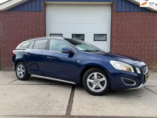 Volvo V60 1.6 T3 Ocean Race Trekhaak Schuifdak Vol Leder