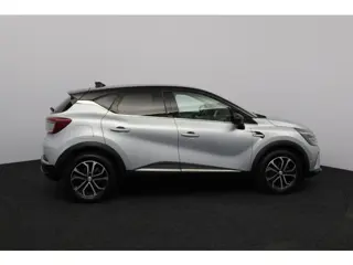 Foto 12 van Renault Captur 1.6 E-Tech Plug-in Hybrid 160 Intens/ Automaat!/ Trekhaak/ LED Koplampen/ 360 Cam/ Vi