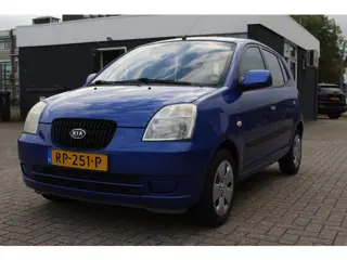 Foto 12 van Kia Picanto 1.1 LX