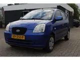 Foto 22 van Kia Picanto 1.1 LX