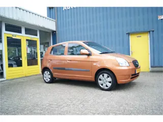 Foto 12 van Kia Picanto 1.0 LXE, Nieuwe APK!!! (bj 2004)