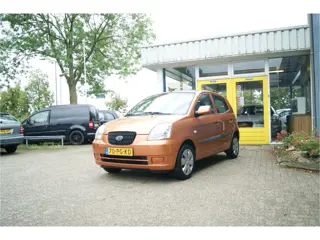 Foto 13 van Kia Picanto 1.0 LXE, Nieuwe APK!!! (bj 2004)