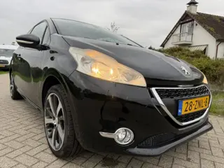 Peugeot 208 1.2 VTi Envy (bj 2013)