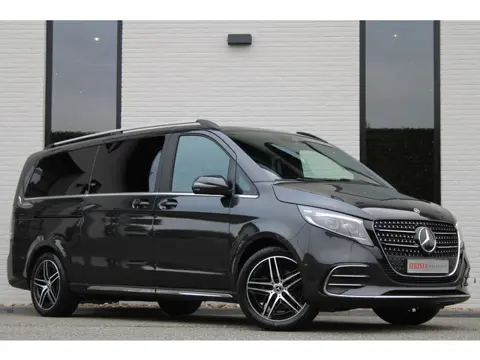 Mercedes-Benz V-Klasse 300d / XXL / AMG / DC / 4-Matic / Luchtvering / Elec Stoel / Burmester / NIEU