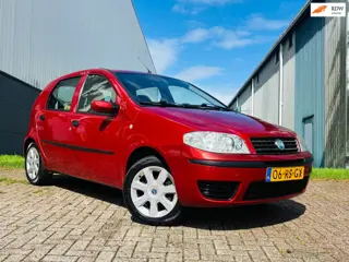 Fiat Punto 1.4-16V Dynamic.NIEUWE APK.AIRCO