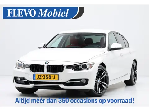 BMW 3-serie 328i High Executive Xenon|Leer|Stoelverw.|18" LMV|PDC