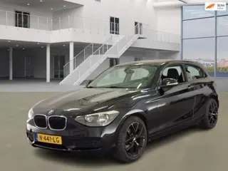 BMW 1-serie 114i EDE Corporate NAVI PSENSOR CRUISE 2 X SLEUTELS
