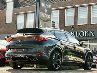 Foto 20 van CUPRA Formentor 1.4 e-Hybrid VZ Performance SCHAALSTOELEN CAMERA 19 INCH  BLACK OPTIC