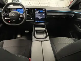 Foto 18 van Renault Espace E-Tech full hybrid 200 esprit Alpine 5p. | Panoramadak | 360° Camera | Harman Kardon