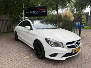 Mercedes-Benz CLA-klasse 180 Ambition Xenon Pano Amg Nav Airco