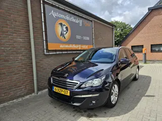 Peugeot 308 SW 1.6 BlueHDI Blue Lease Executive Zijschade