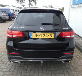 Foto 19 van MERCEDES-BENZ GLC-KLASSE 250 4MATIC AMG Automaat,Pano,Navi,Camera,Leer