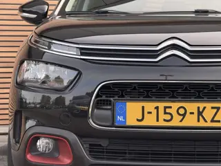 Foto 20 van Citroën C4 Cactus 1.2 PureTech C-series Trekhaak / Camera / Clima / Carplay