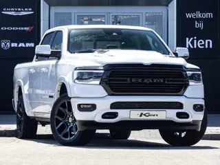Dodge Ram 1500 5.7 V8 4x4 Crew Cab Laramie Night  | Luchtvering | Elektrische side steps |