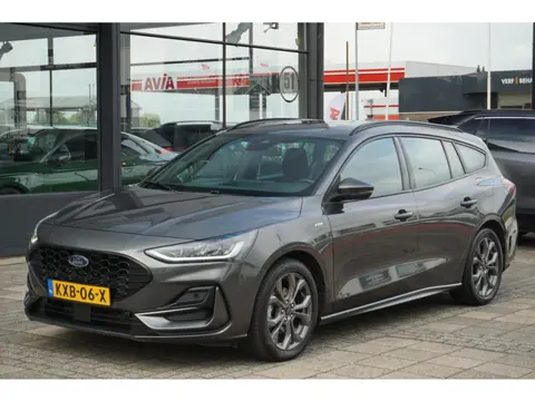 Ford Focus Wagon 1.0 EcoBoost Hybrid ST-line