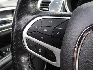 Foto 20 van Jeep Grand Cherokee 6.4 V8 SRT8 | LPG | Grijs-kenteken | Leder | Navi | Camera