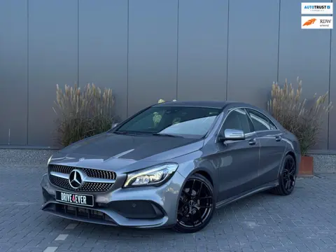 Mercedes-Benz CLA-klasse 180 AMG Night NAVI|LEDER|LED|SPORTVELGEN|CR CONTROL