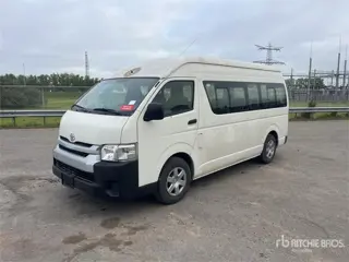 Toyota HiAce 2WD SUV (bj 2019)