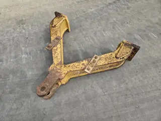 Cat D6R / D6T Zugmaul / Trekhaak