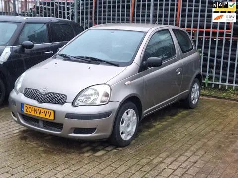 Toyota Yaris €1650,-1.0 VVT-i Idols Trekhaak Apk 2027