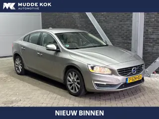 Volvo S60 1.6 T3 Momentum | Trekhaak | Cruise Control | Leder | Navigatie | PDC Voor+Achter | Climat