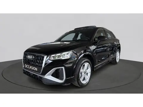 Audi Q2 35 TFSI 150Pk S Edition Automaat / Panodak / Stoelverwarming / Matrix LED